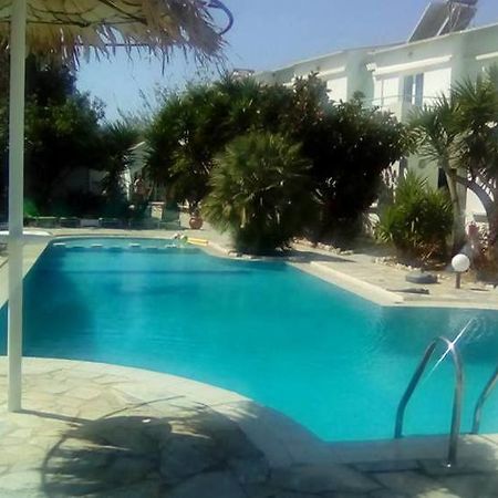 Sea Shell Apartments Pirgos Psilonerou Exterior foto
