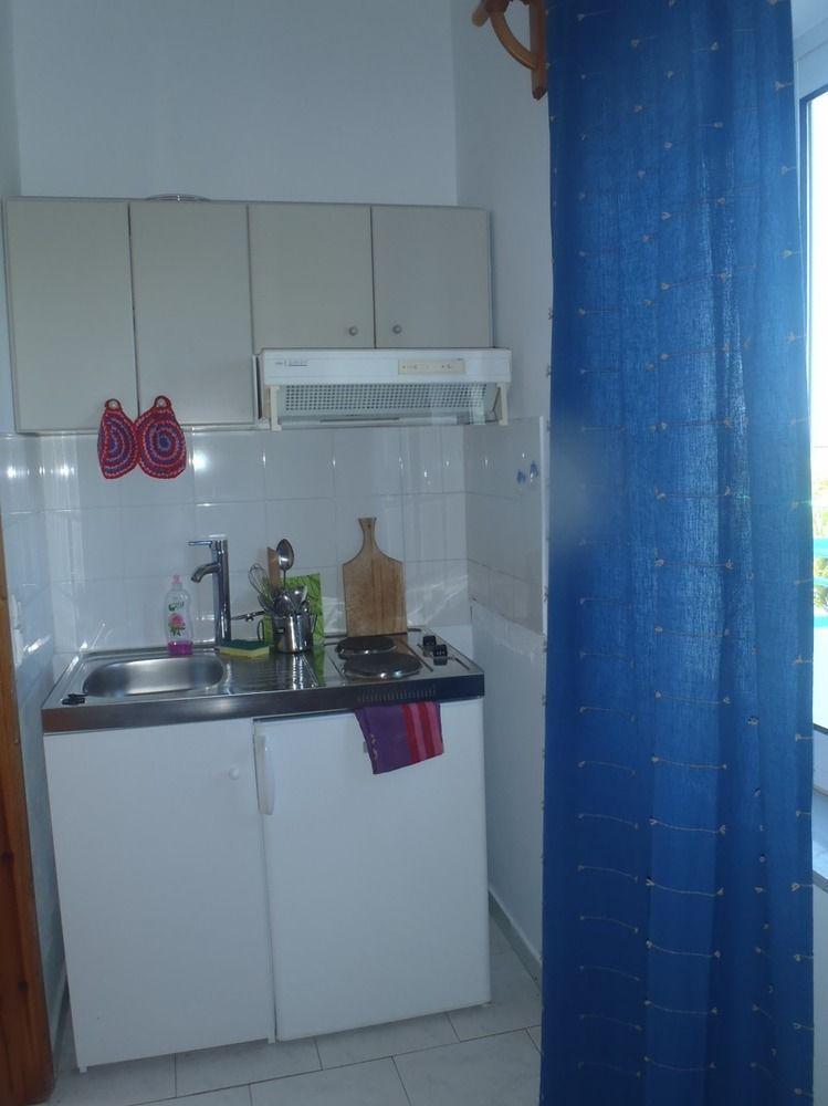 Sea Shell Apartments Pirgos Psilonerou Exterior foto